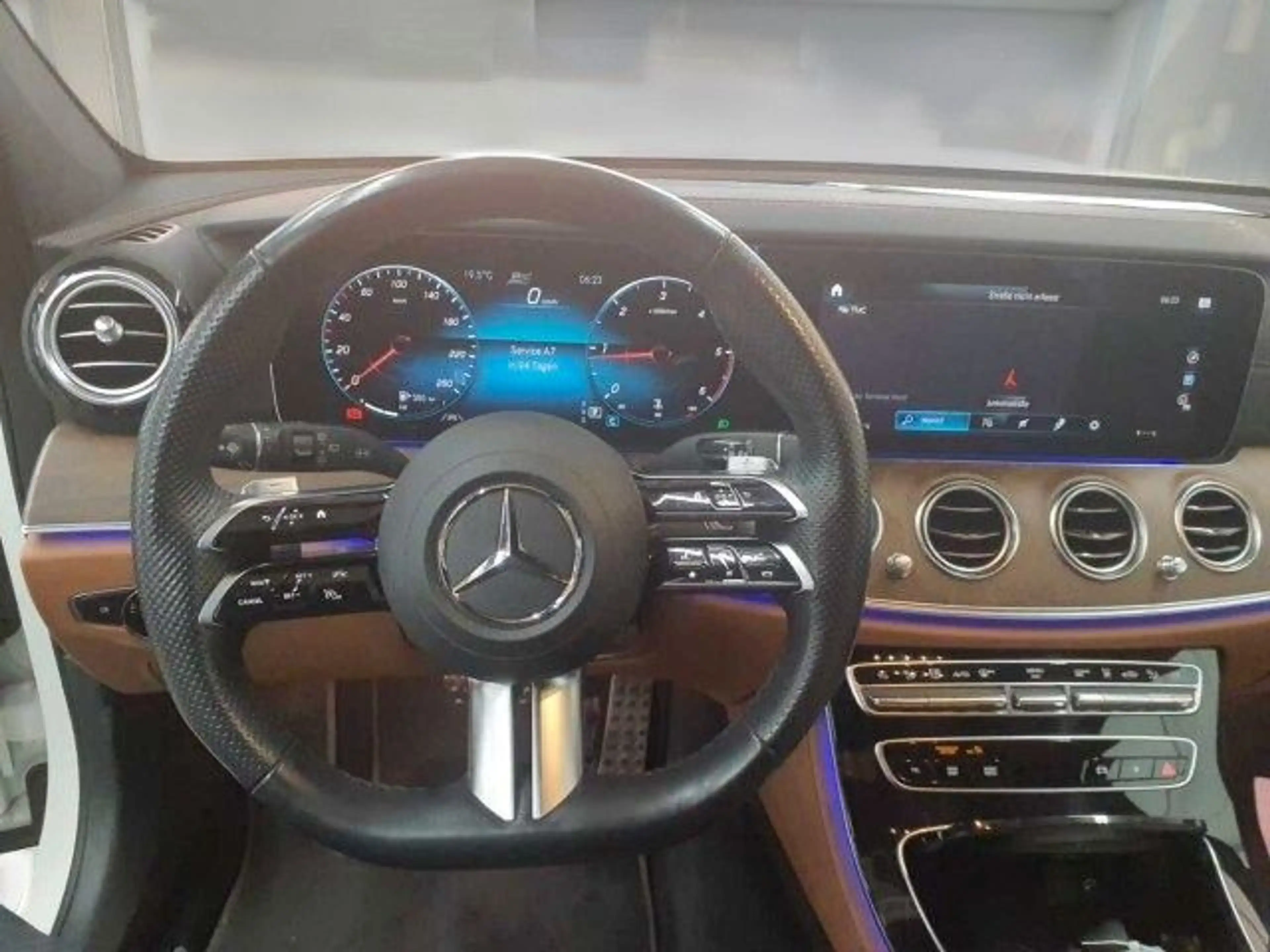 Mercedes-Benz E 400 d T 4M AMG Line PANO*ACC*BURM*HEAD*STHZ*360 — photo 7