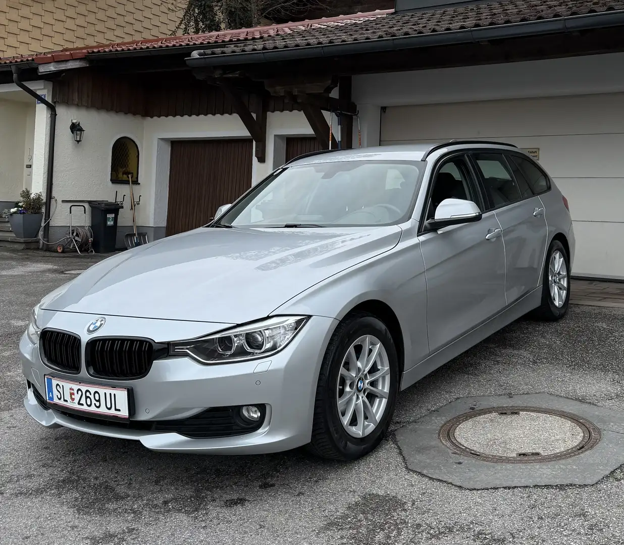 BMW 316 316d Touring Österreich-Paket - 1