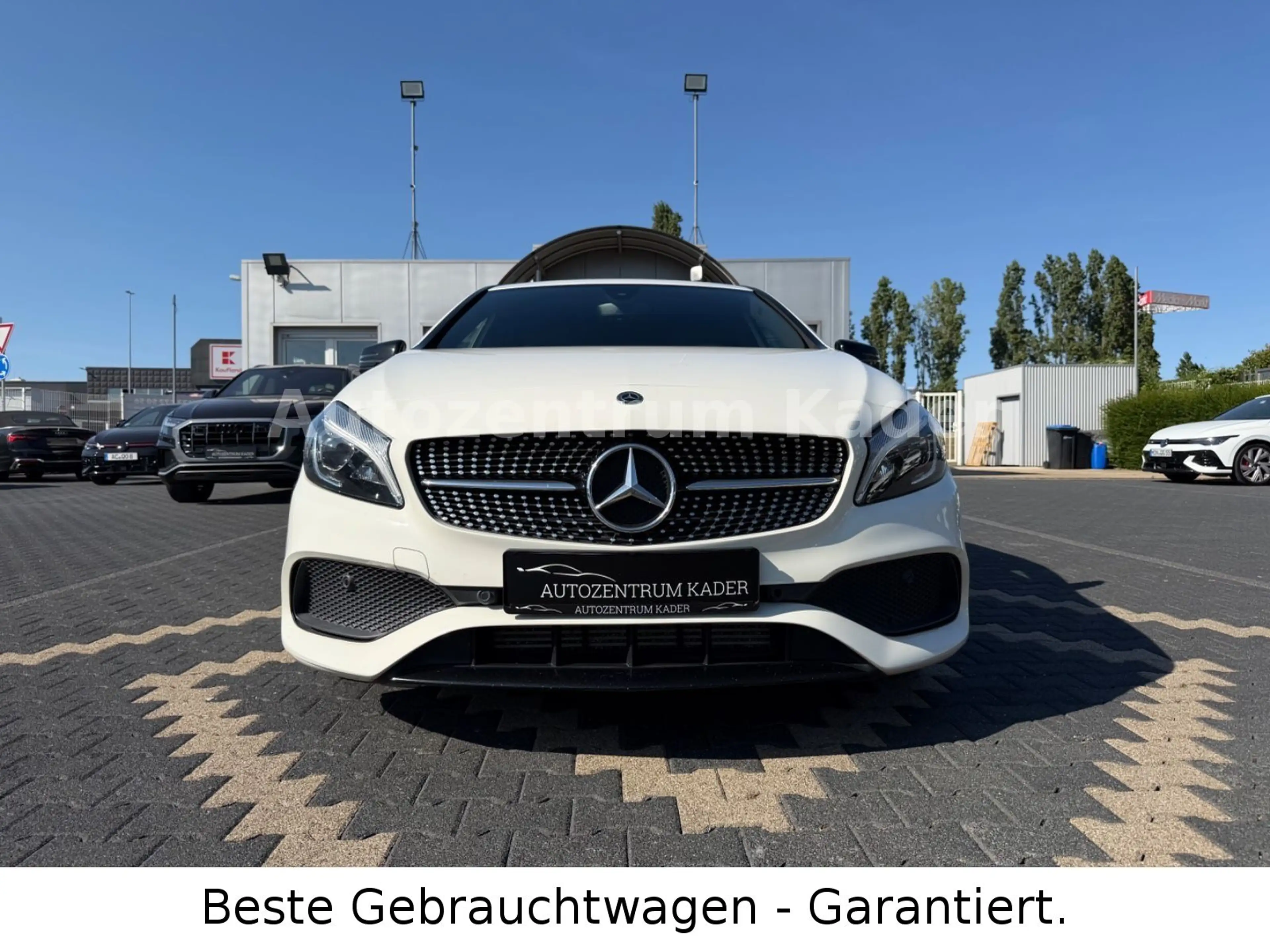 Mercedes-Benz A 200 Peak*AMG Line*LED*Navi*PDC*Night Paket*
