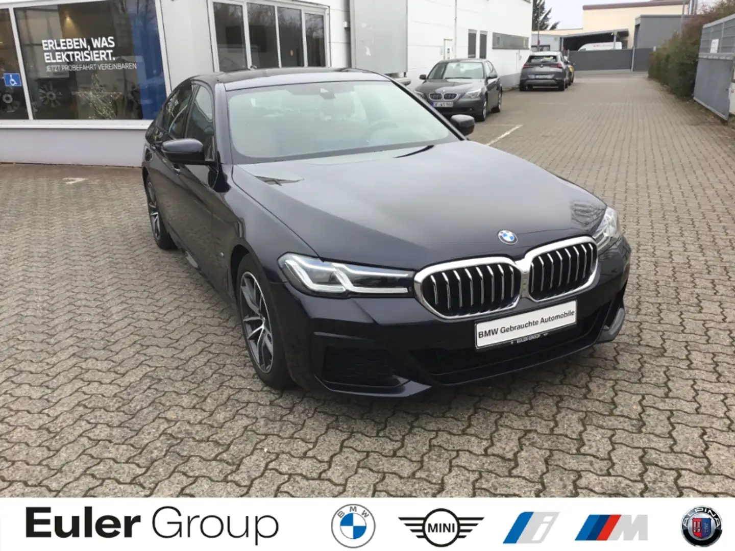 BMW 530 d xDrive Lim M-Sport HUD Navi Leder MemSitze Sound Schwarz - 1