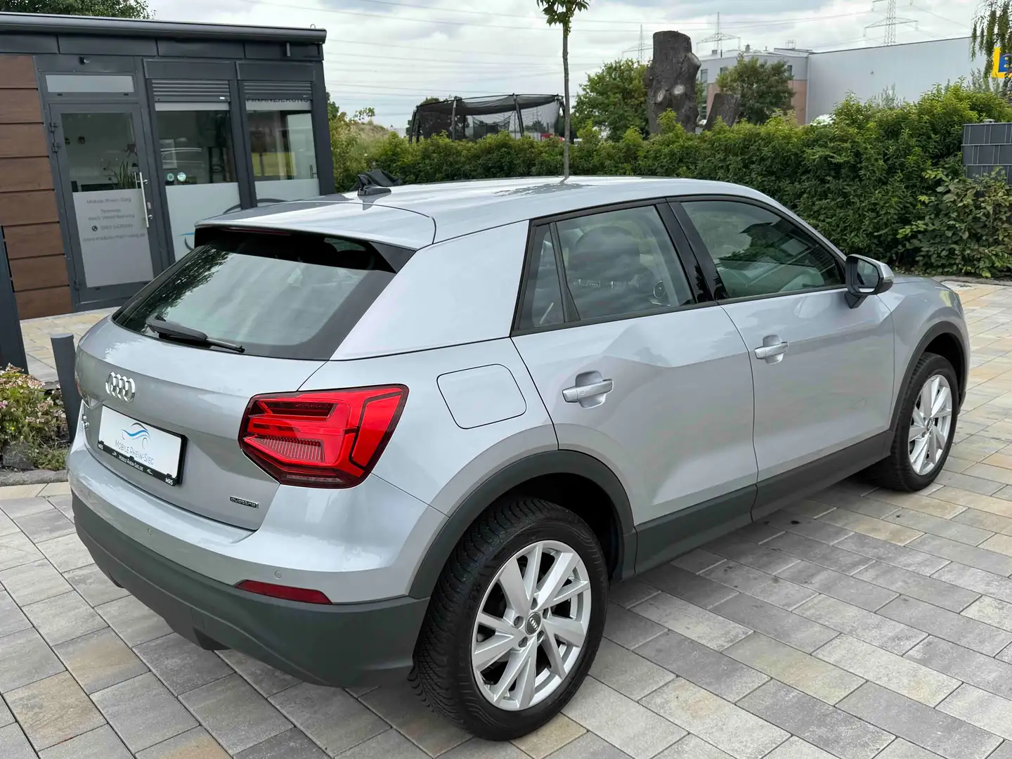 Audi Q2 40 TFSI quattro *LED*Navi*PDC*S-tronic*1Hd.* Grijs - 2