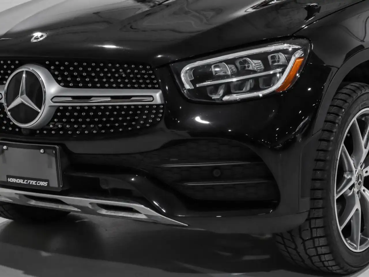 Mercedes-Benz GLC снимка Mercedes-Benz GLC