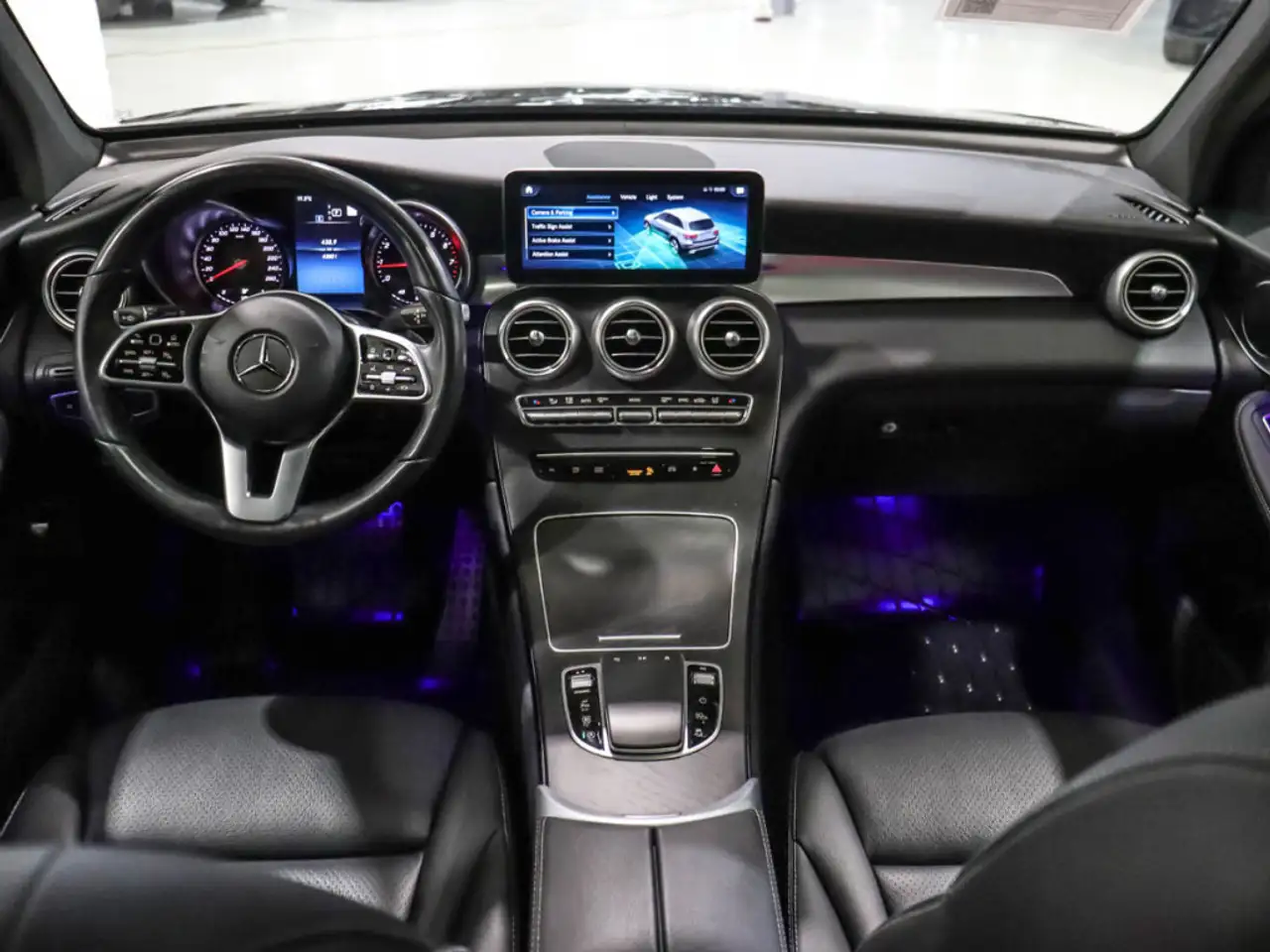 Mercedes-Benz GLC снимка Mercedes-Benz GLC