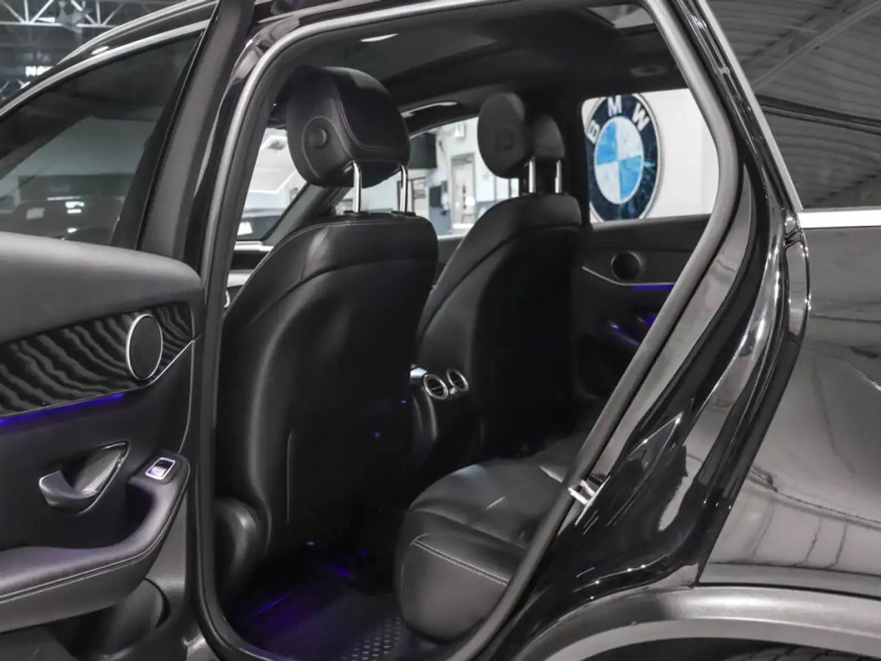 Mercedes-Benz GLC снимка Mercedes-Benz GLC