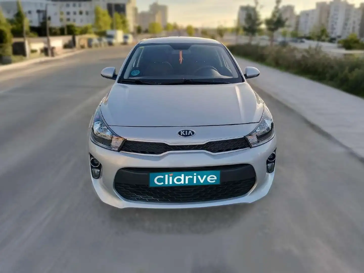 Kia Rio 1.2 DPi Drive 84 Gris - 2
