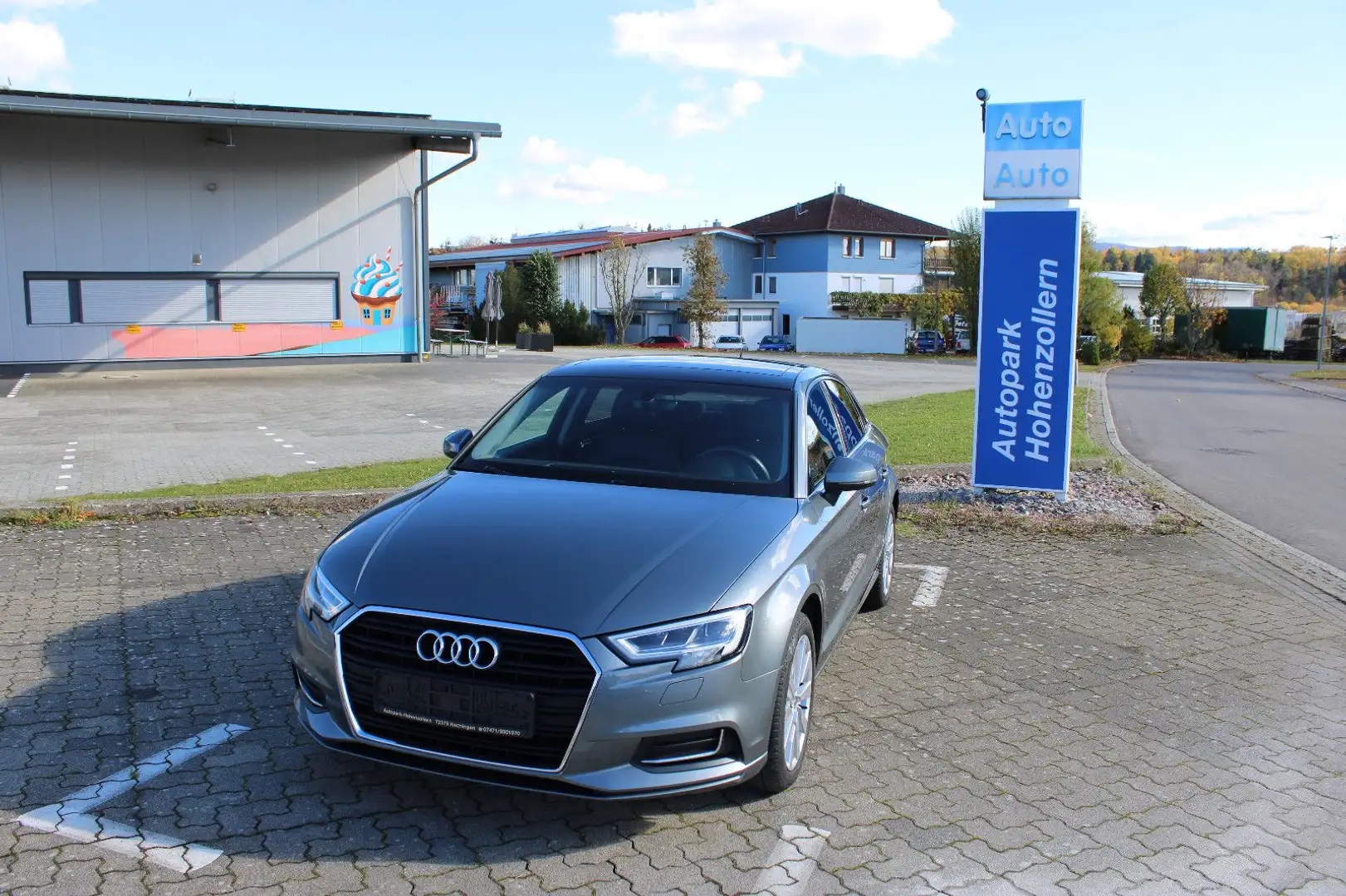 Audi A3 Limousine 35 TFSI design*LED*PANO*NAVI* Gris - 1