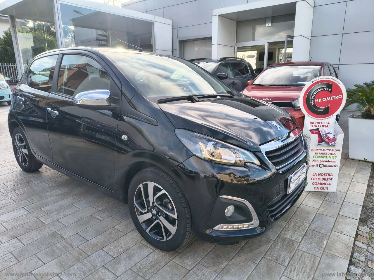 Peugeot 108 VTi 72 S&S 5 porte Allure TAGLIANDI PEUGEOT