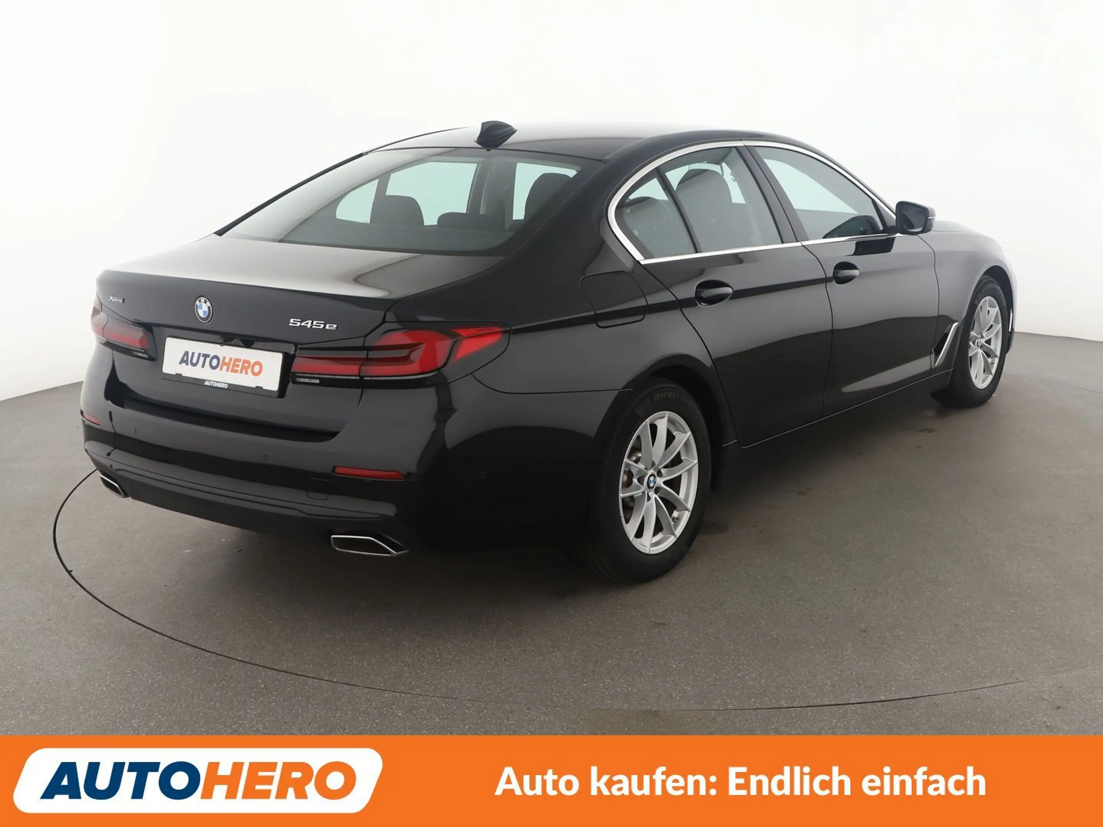 BMW 545 545e xDrive Aut.*NAVI*LED*360CAM*HUD*SHZ*ACC* — photo 6