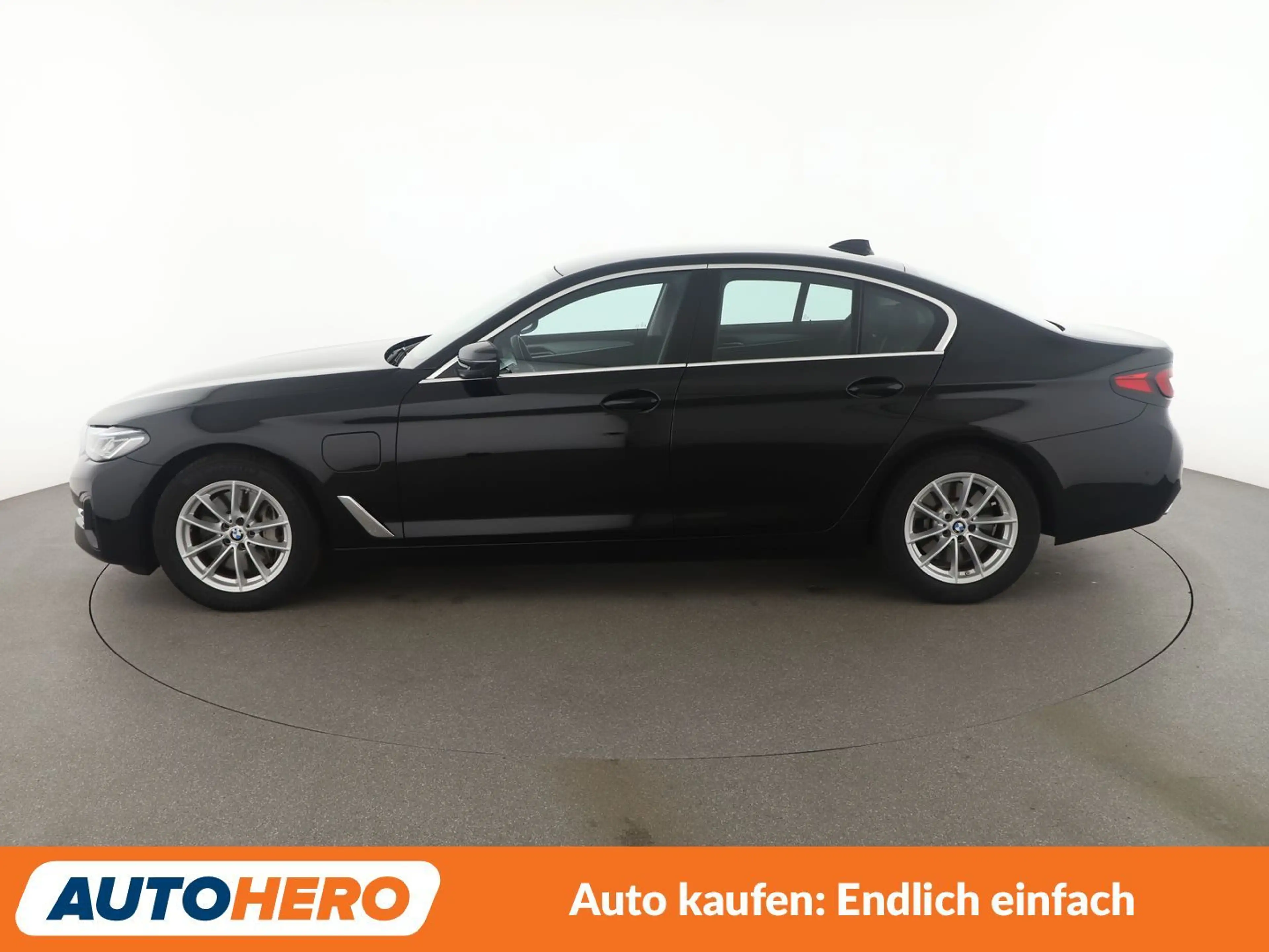 BMW 545 545e xDrive Aut.*NAVI*LED*360CAM*HUD*SHZ*ACC* — photo 3