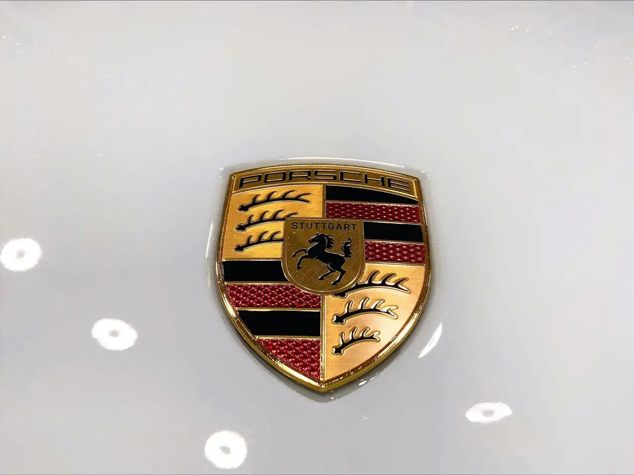 Porsche Cayenne снимка Porsche Cayenne