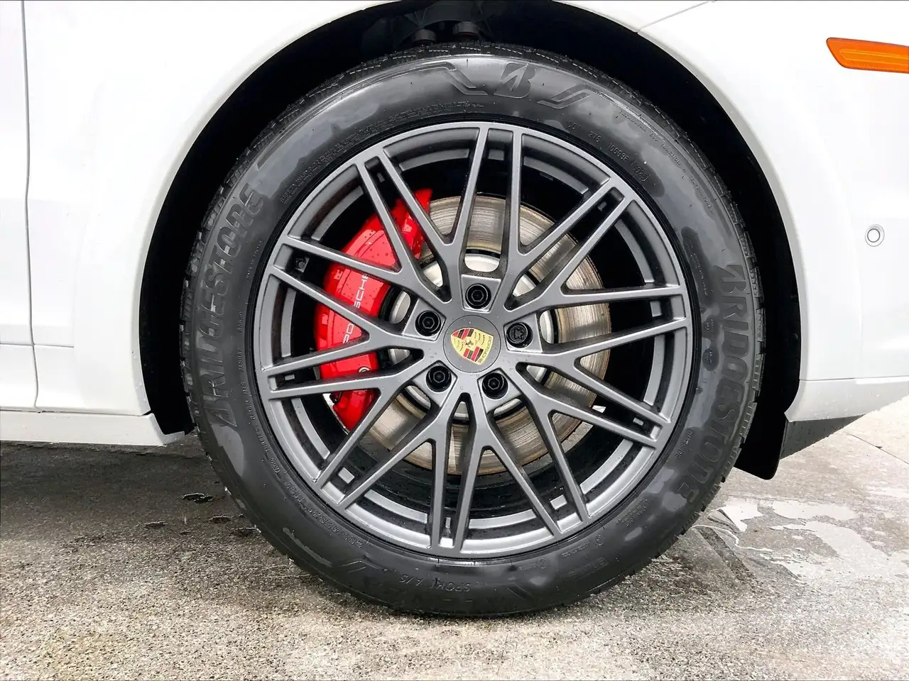 Porsche Cayenne снимка Porsche Cayenne