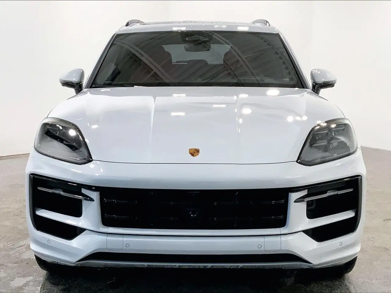 Porsche Cayenne снимка Porsche Cayenne