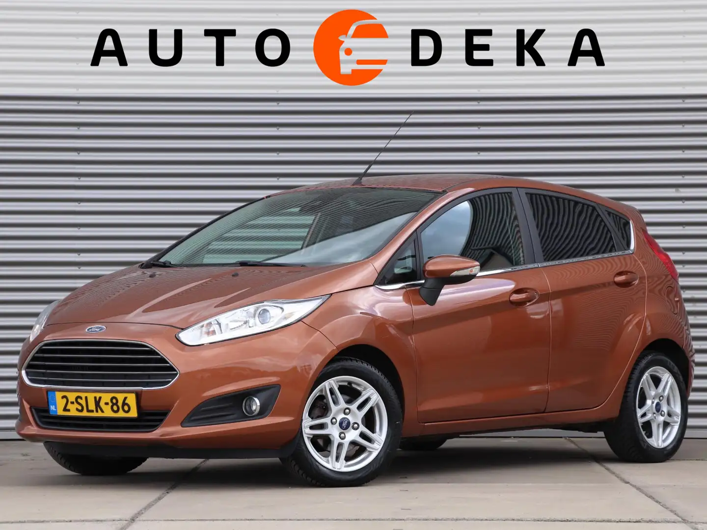 Ford Fiesta 1.0 EcoBoost Titanium *Navigatie*Klimaatreg.*Cruis Bruin - 1