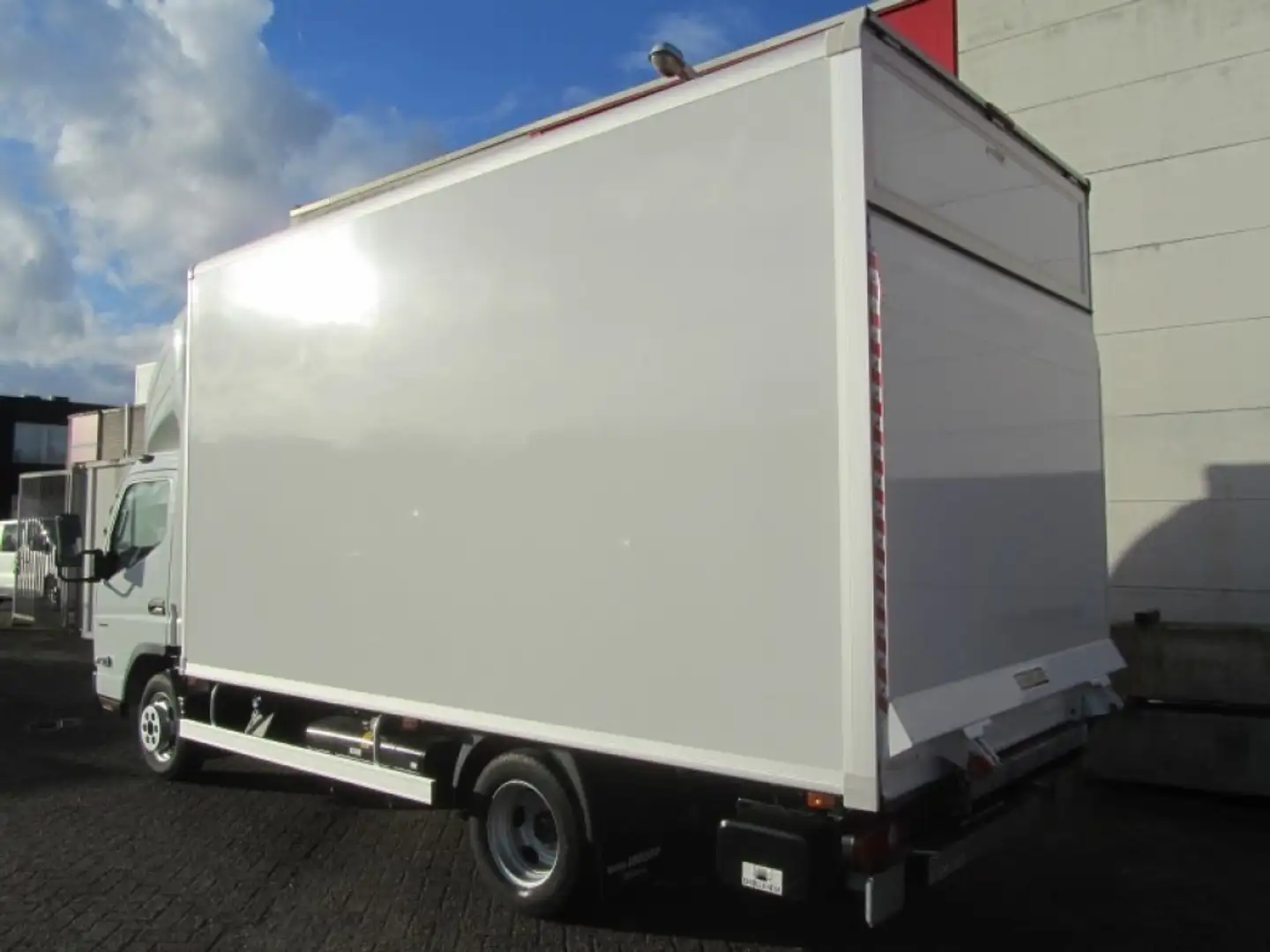 Mitsubishi Canter 3C15 - UIT VOORRAAD LEVERBAAR! Blanco - 2