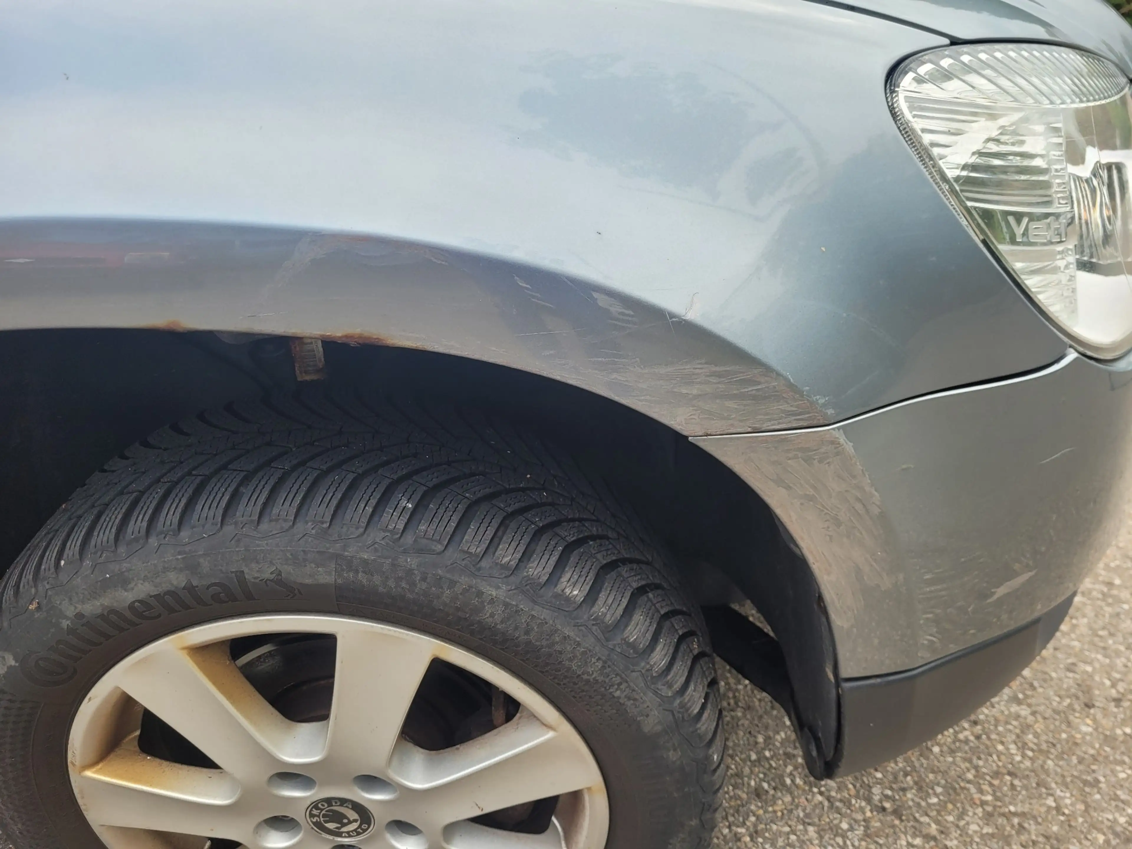 Skoda Yeti Ambition *1.Hand / Klimaauto. / Automatik* — photo 12