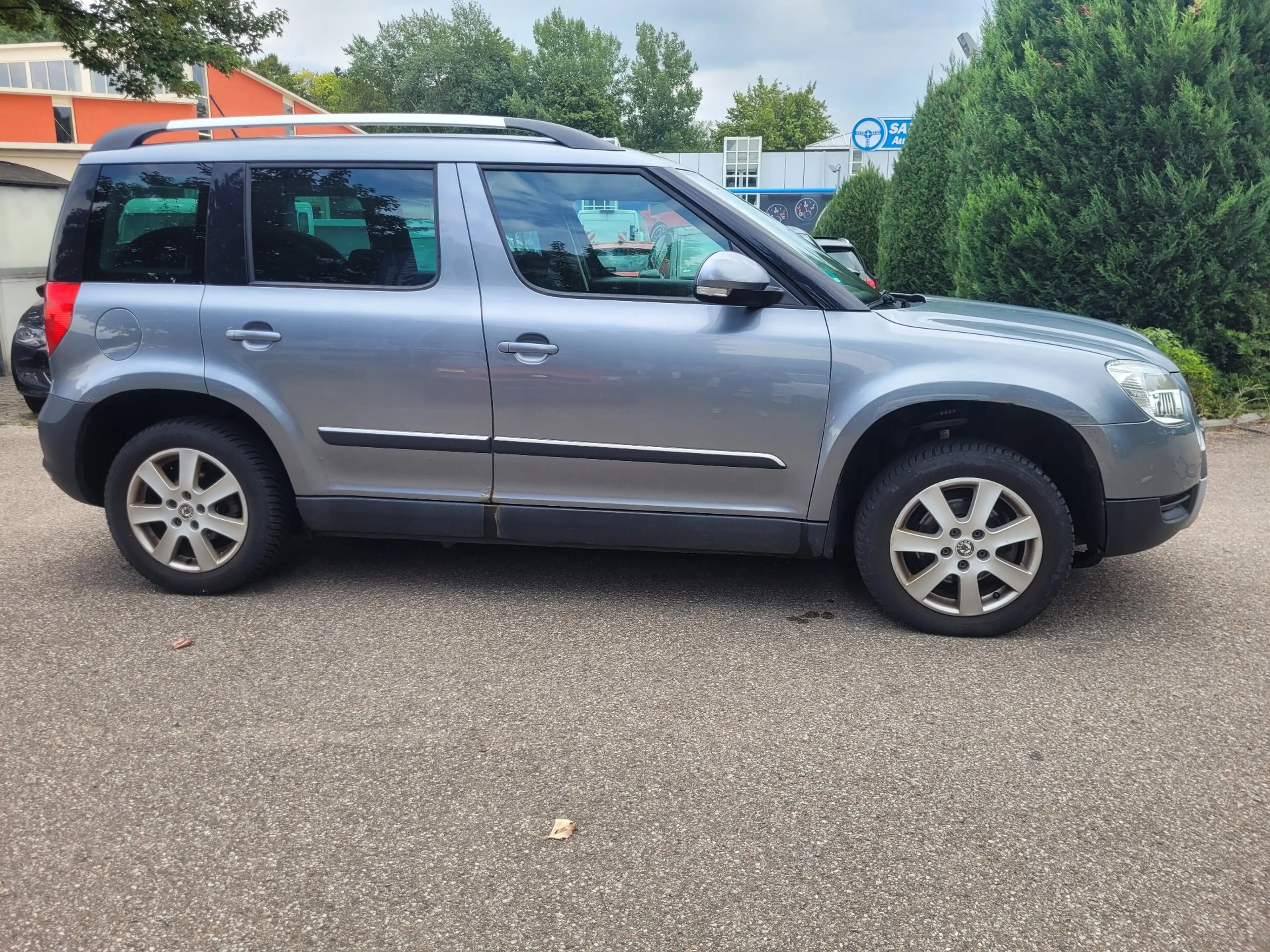 Skoda Yeti Ambition *1.Hand / Klimaauto. / Automatik* — photo 6