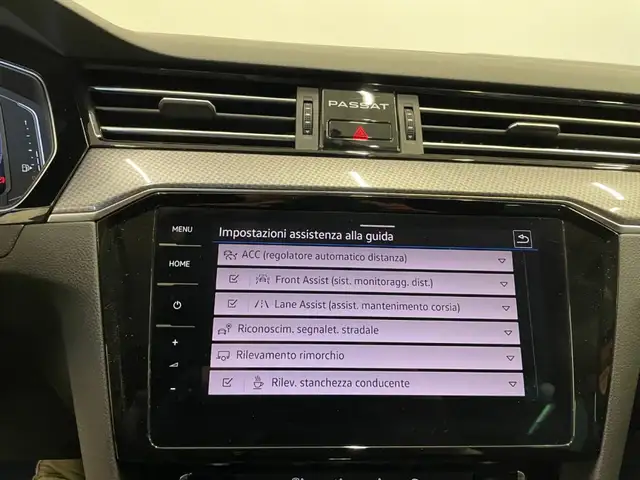 Volkswagen Passat Alltrack view 20