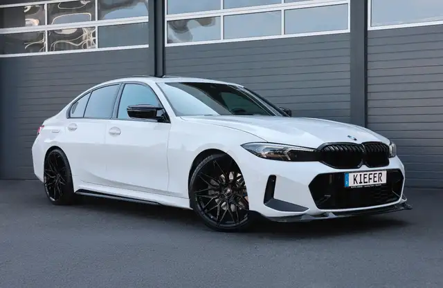 BMW 330 i M/CarPlay/SHZ/Cockpit/TOTW/SPUR/KAMERA/R20