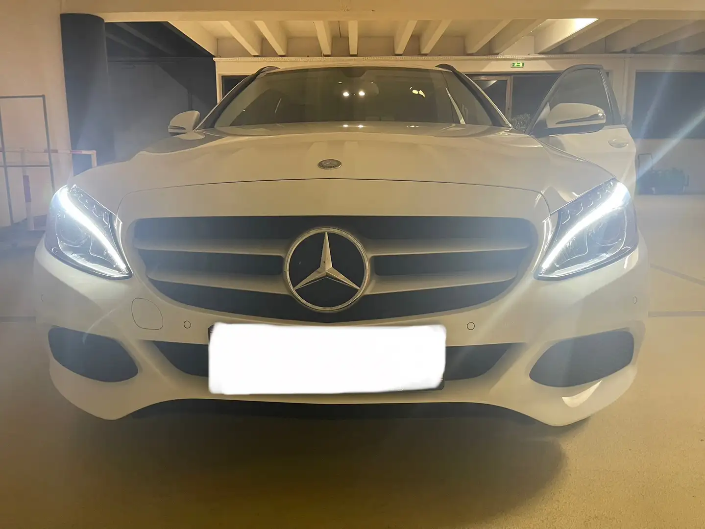 Mercedes-Benz C 180 (BlueTEC) d T - 2