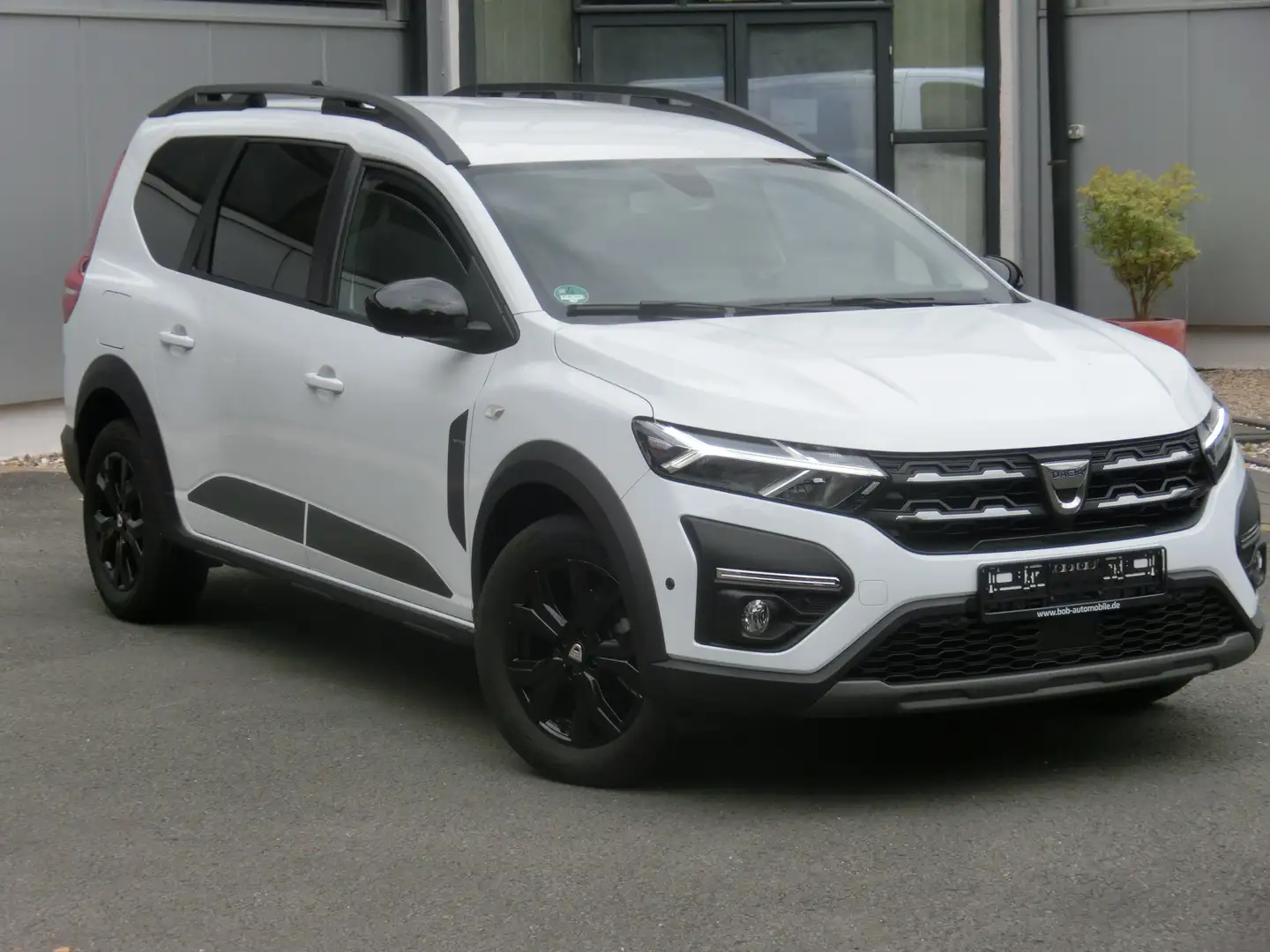 Dacia Jogger 1.0 Tce Extreme+/Navi,SHZ,Tel,Klima,PDC,R-Kamera Weiß - 1