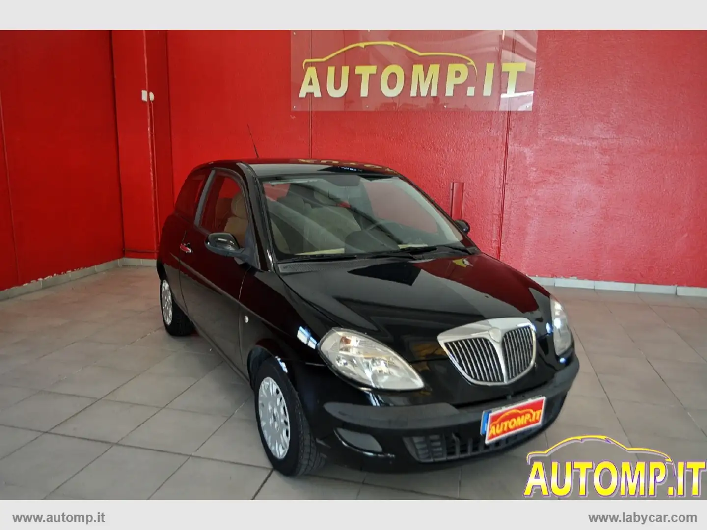Lancia Ypsilon 1.2 16V Argento Negru - 1