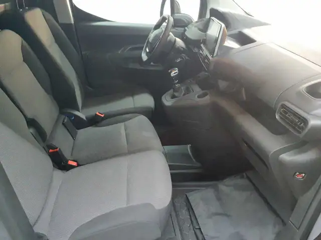 Peugeot Partner view 11