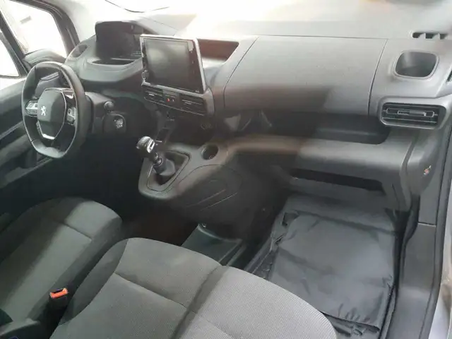 Peugeot Partner view 12