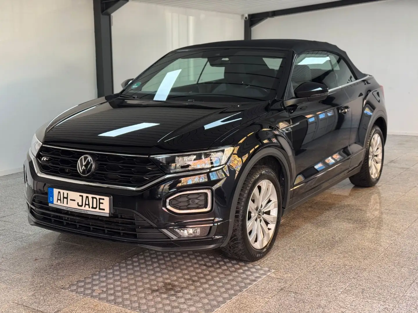 Volkswagen T-Roc Cabriolet R-Line*1Hand*CarPlay*LaneAssist. Schwarz - 2