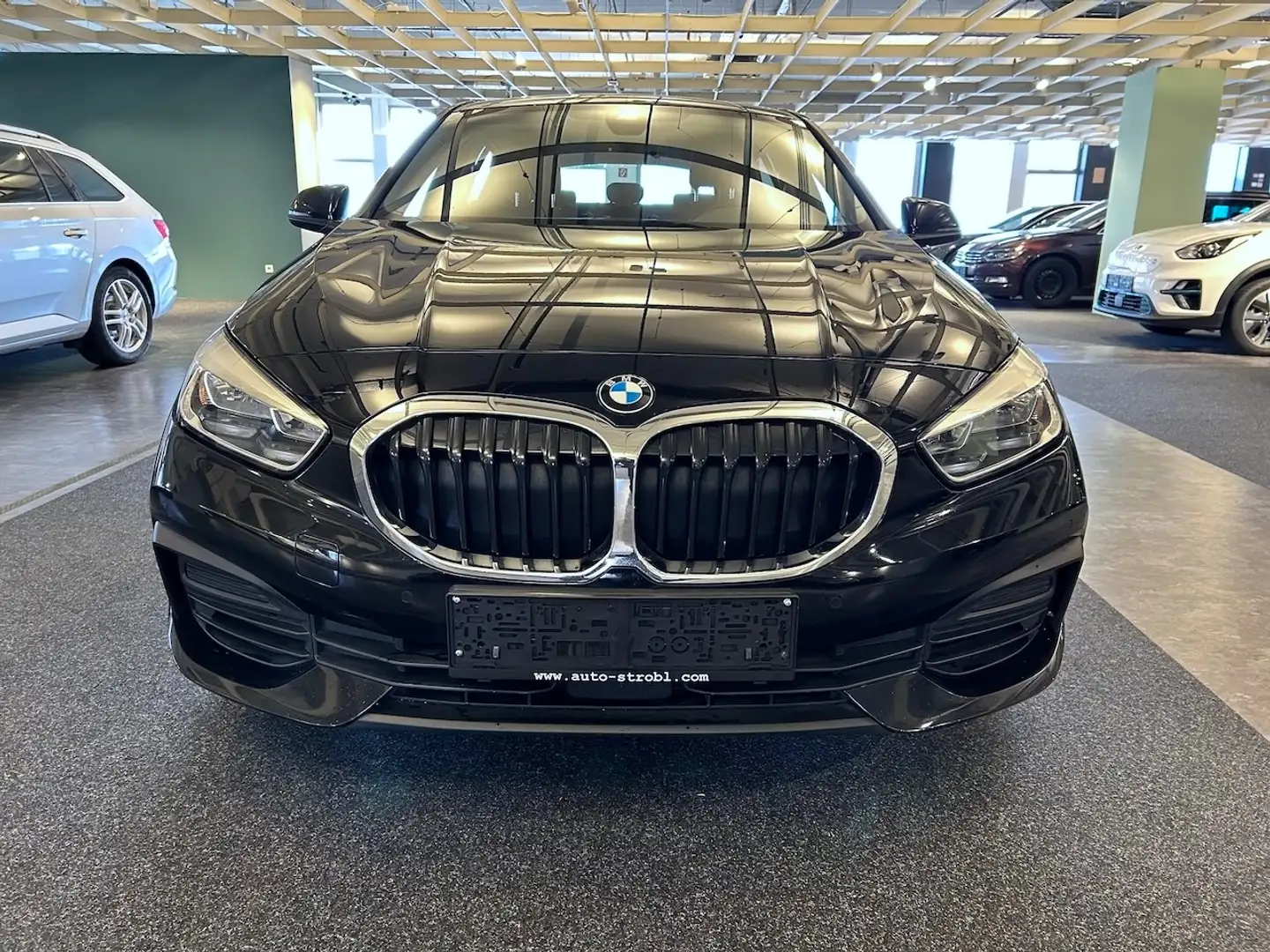 BMW 116 116 i Advantage Automatik *1. Besitz* Schwarz - 2