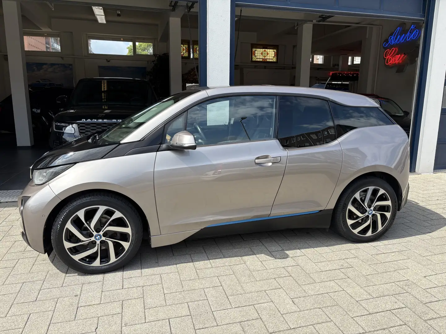 BMW i3 Range Extender NL AUTO/LEDER/PANORAMA. Серый - 2