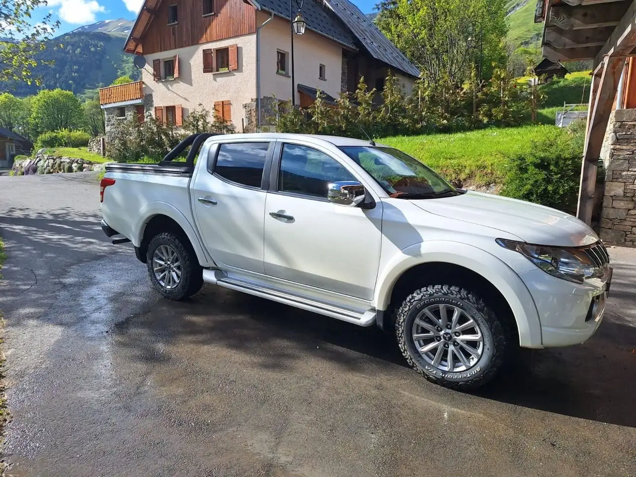DOUBLE CAB 2.4 DI-D 181 INTENSE