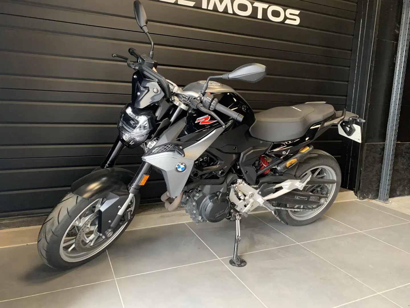BMW F 900 R Negru - 2
