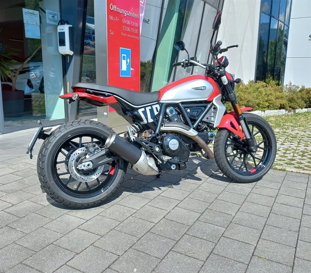 Ducati Scrambler ICON 3 Jahre Garantie ab Erstzulassung Schwarz - 2