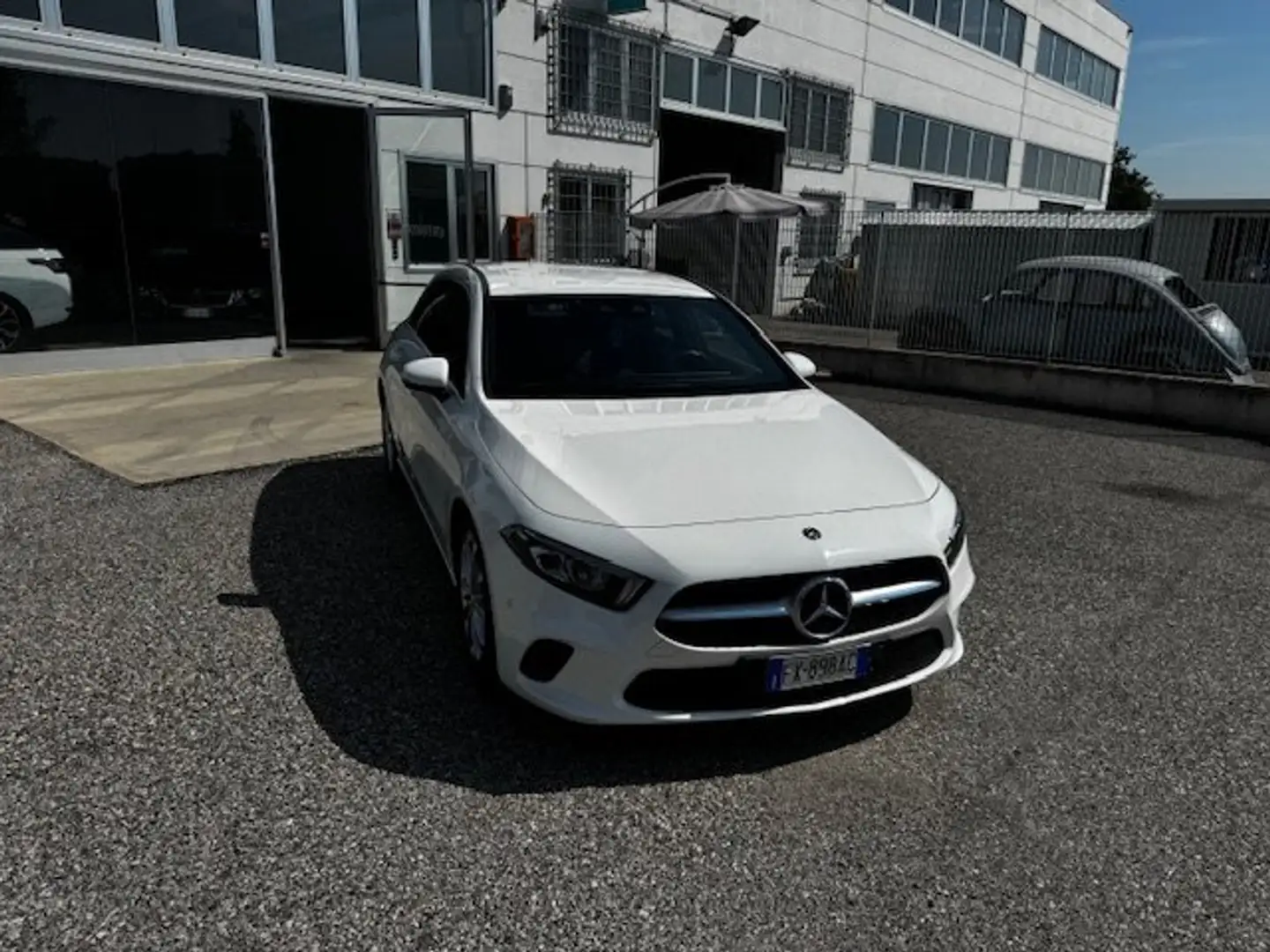 Mercedes-Benz A 180 A 180 d Sport auto Bianco - 2