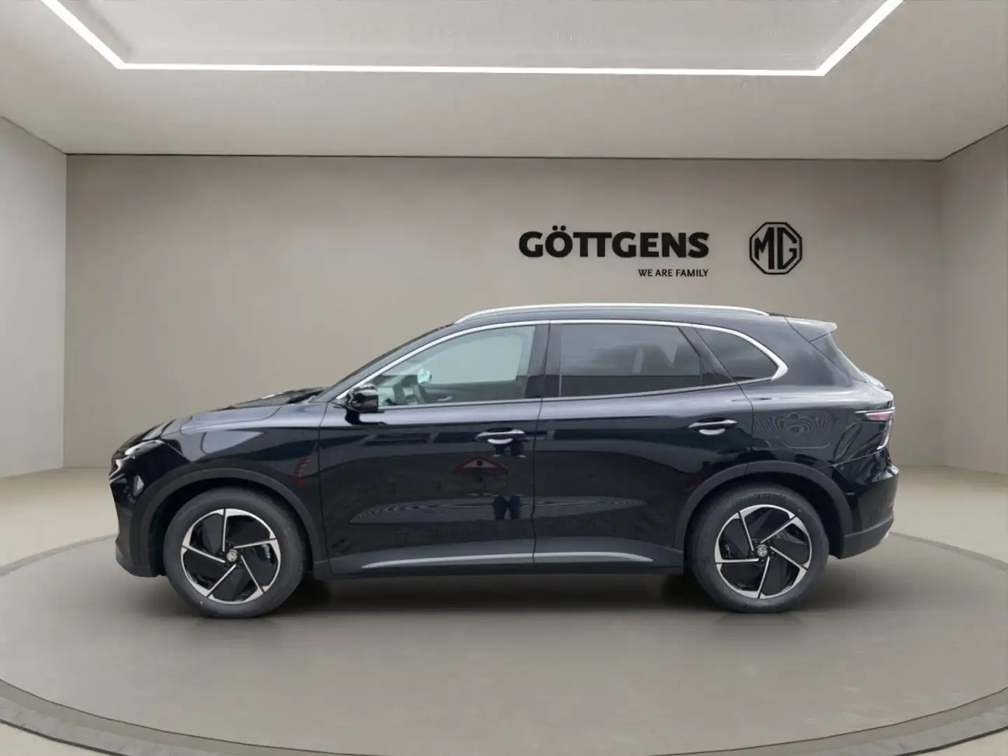 MG MGS5 EV S5 EV 64kWh Luxury WÄRMEP. LED NAVI el.SITZ 360° 1 Schwarz - 2