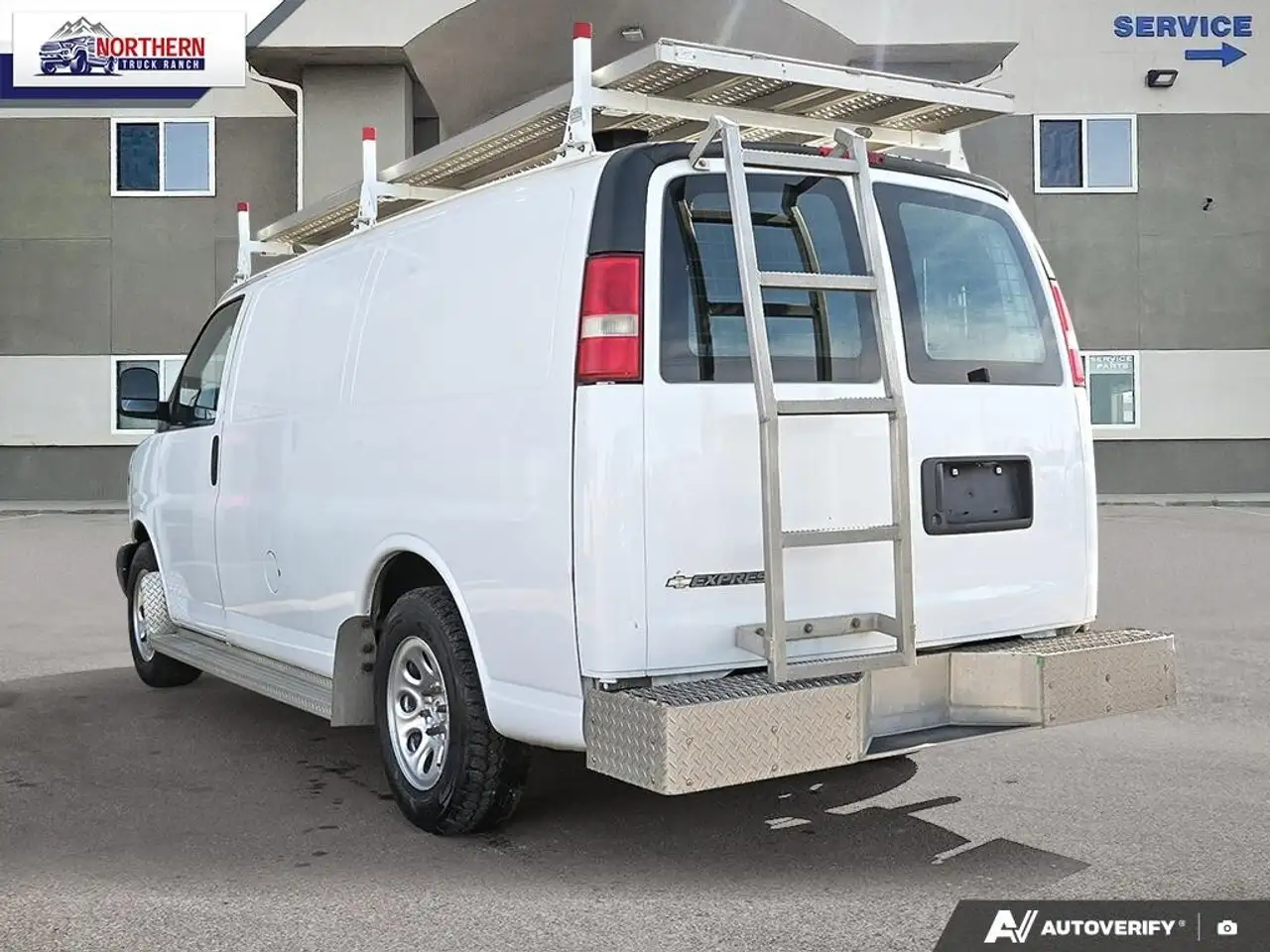 Chevrolet Express 1500 снимка Chevrolet Express 1500