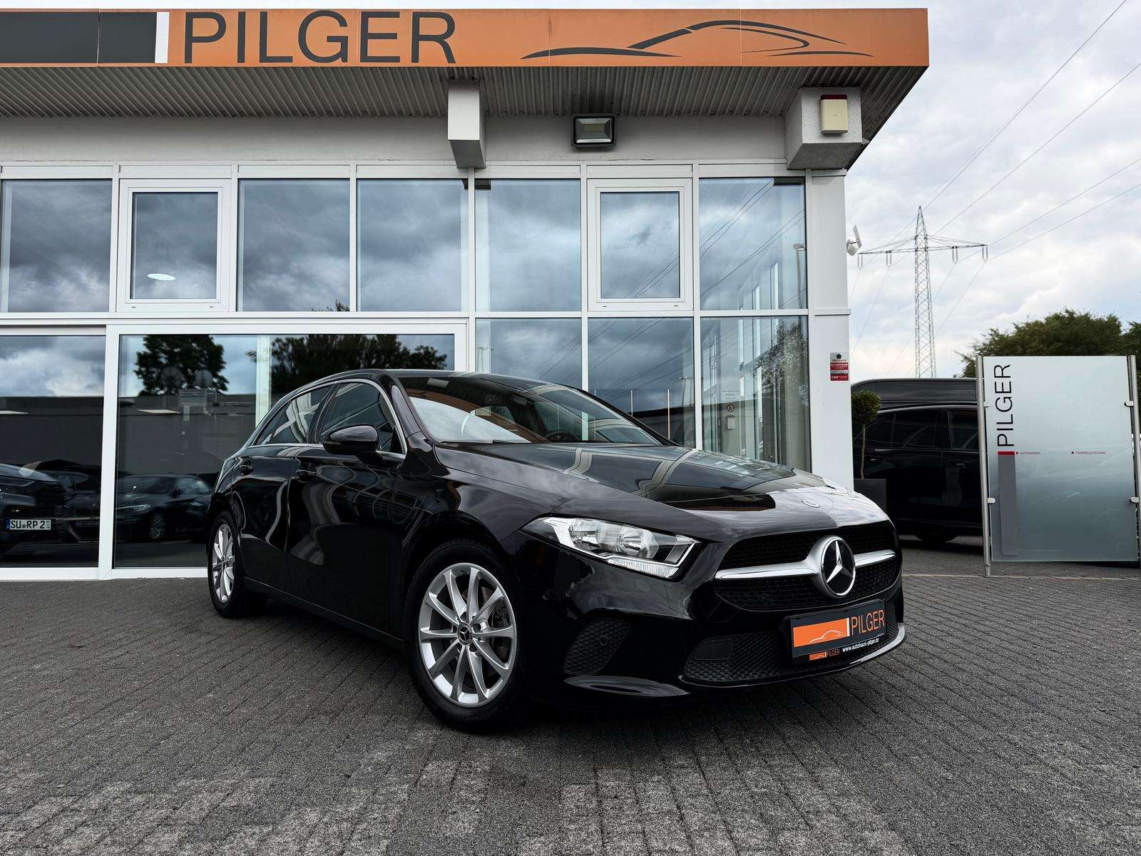 Mercedes-Benz A 200