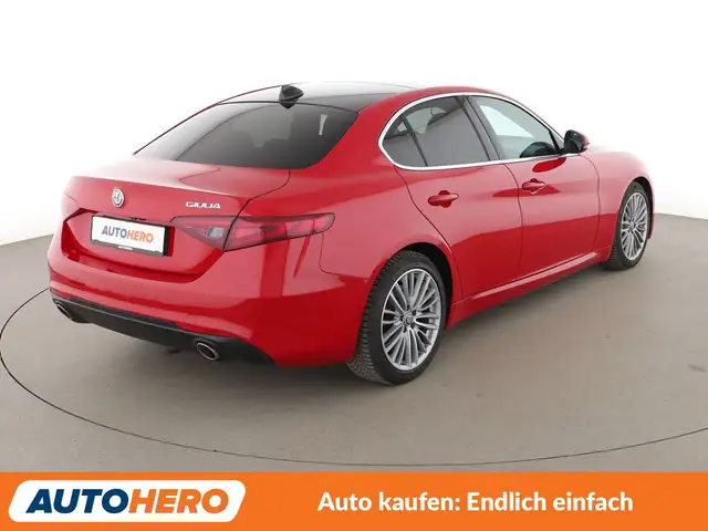 Alfa Romeo Giulia view 6