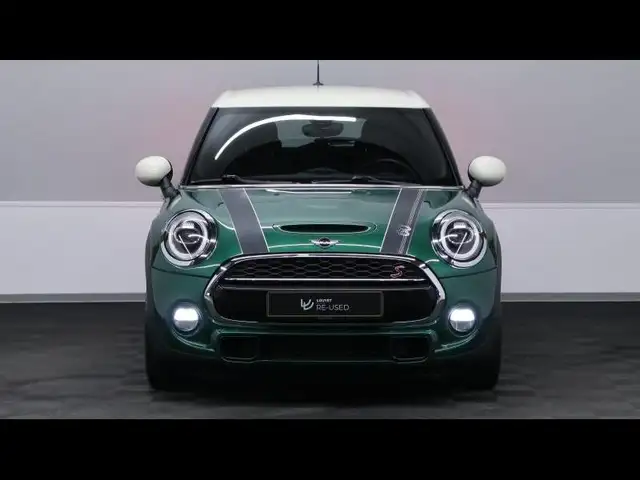 Mini Cooper Cooper view 2