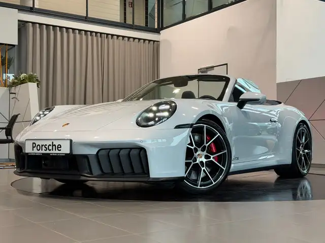 Porsche 992 Carrera 3.6 GTS InnoDr. Burm Sbel PDLS+ PASM