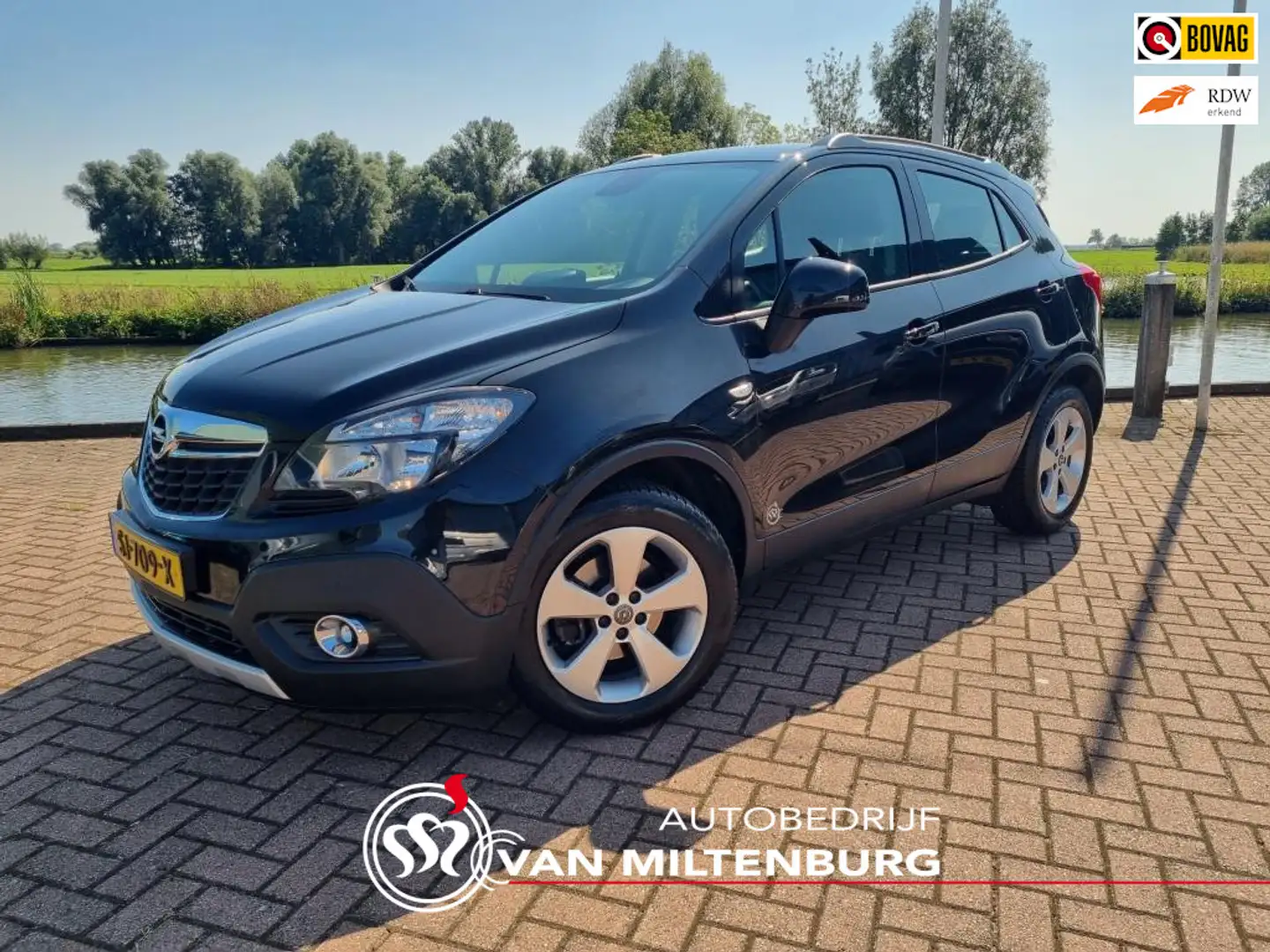 Opel Mokka 1.4 T Cosmo Clima Cruise Stoelverwarm. Trekhaak Zwart - 1