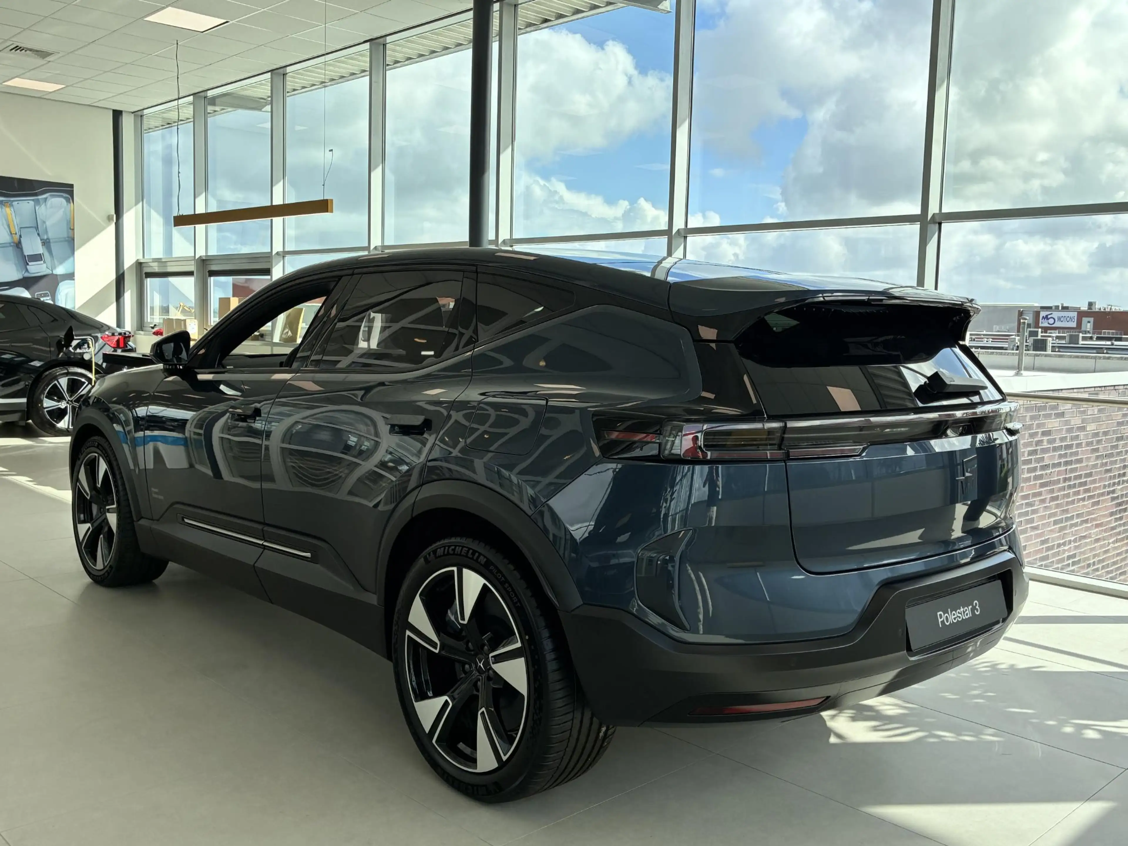 Polestar 3 Long range Dual motor Pilot Plus 111 kWh |Bowers & — photo 5