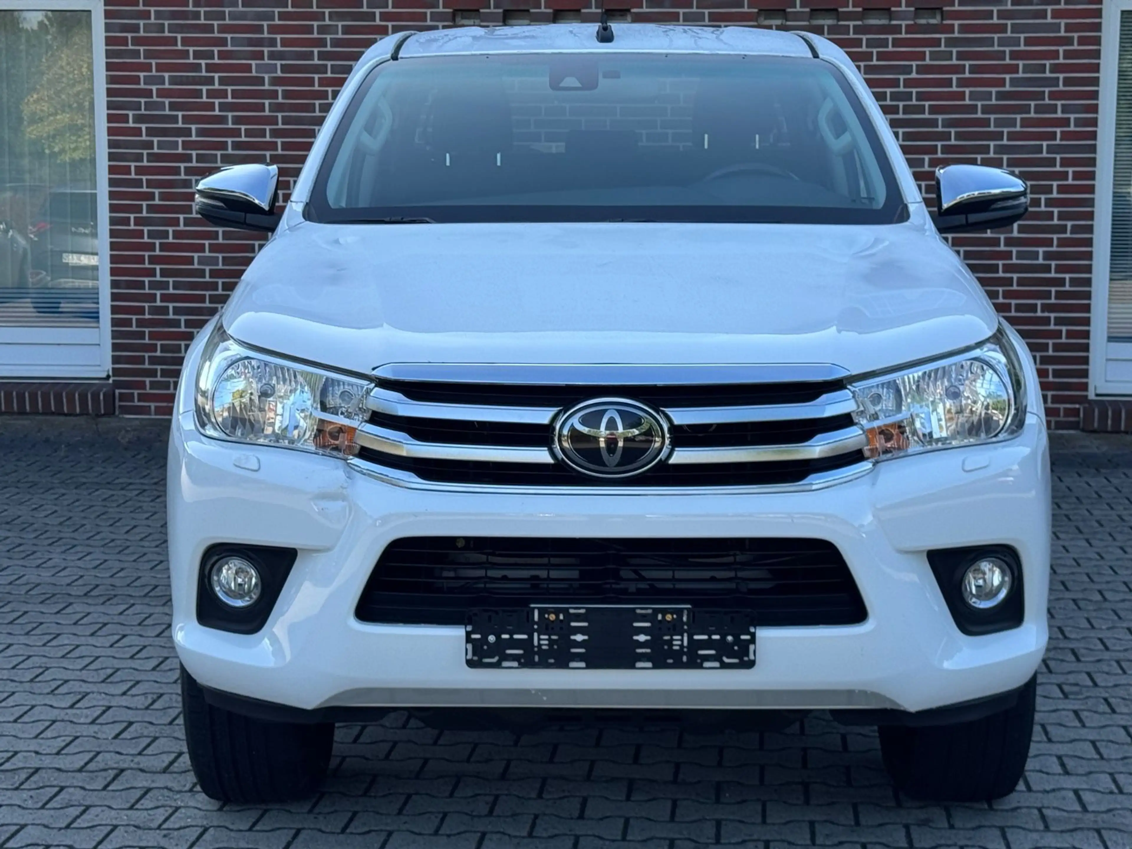 Toyota Hilux Double Cab Duty 4x4*R-KAMERA*AHK* — photo 10