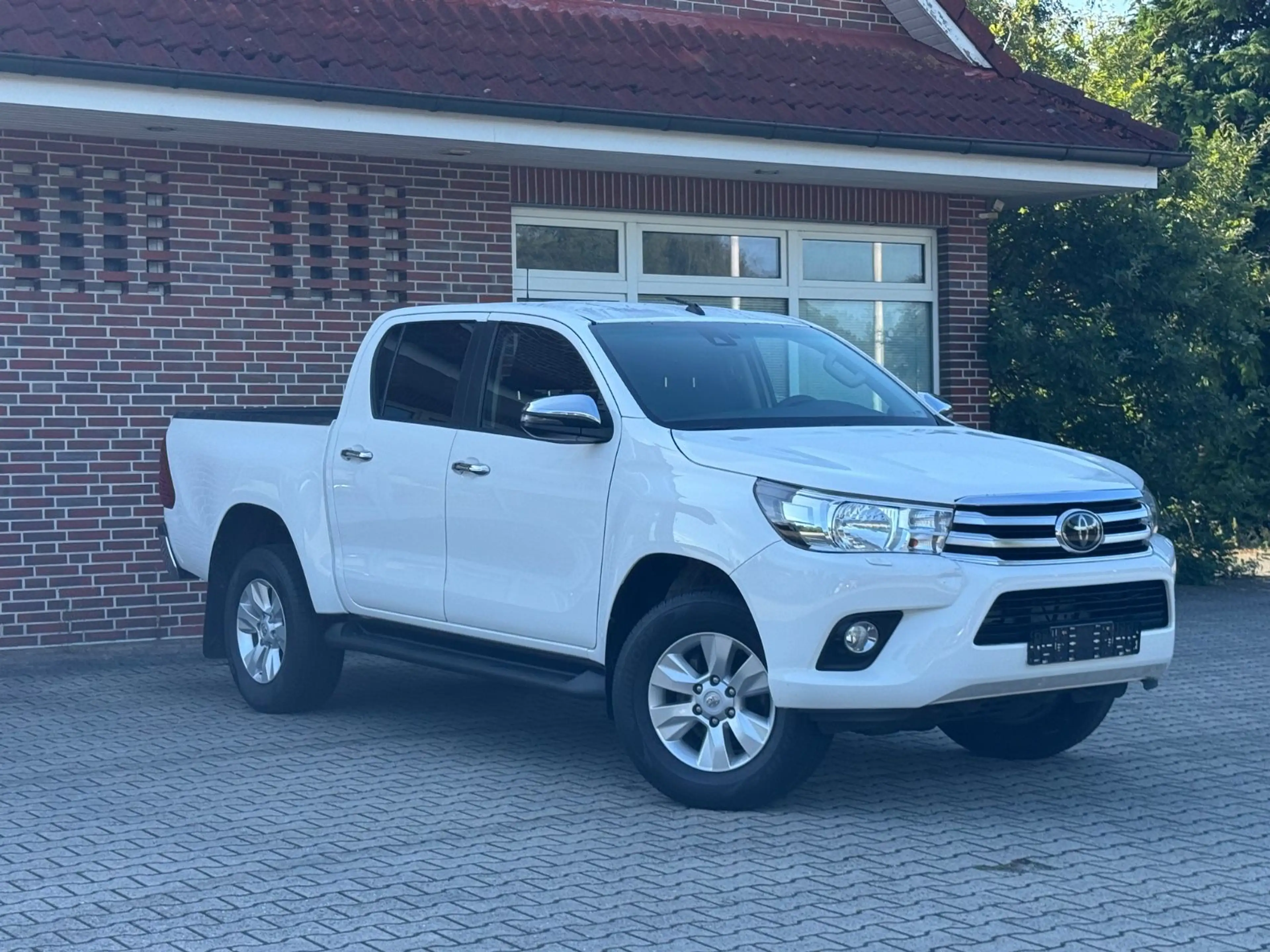 Toyota Hilux Double Cab Duty 4x4*R-KAMERA*AHK* — photo 4