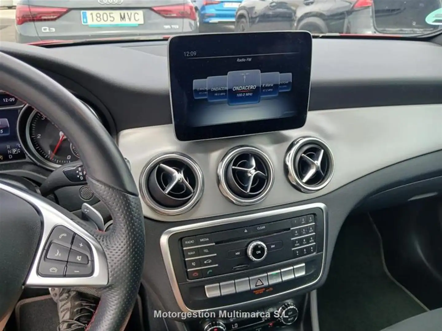 Mercedes-Benz GLA 200 200d - 2