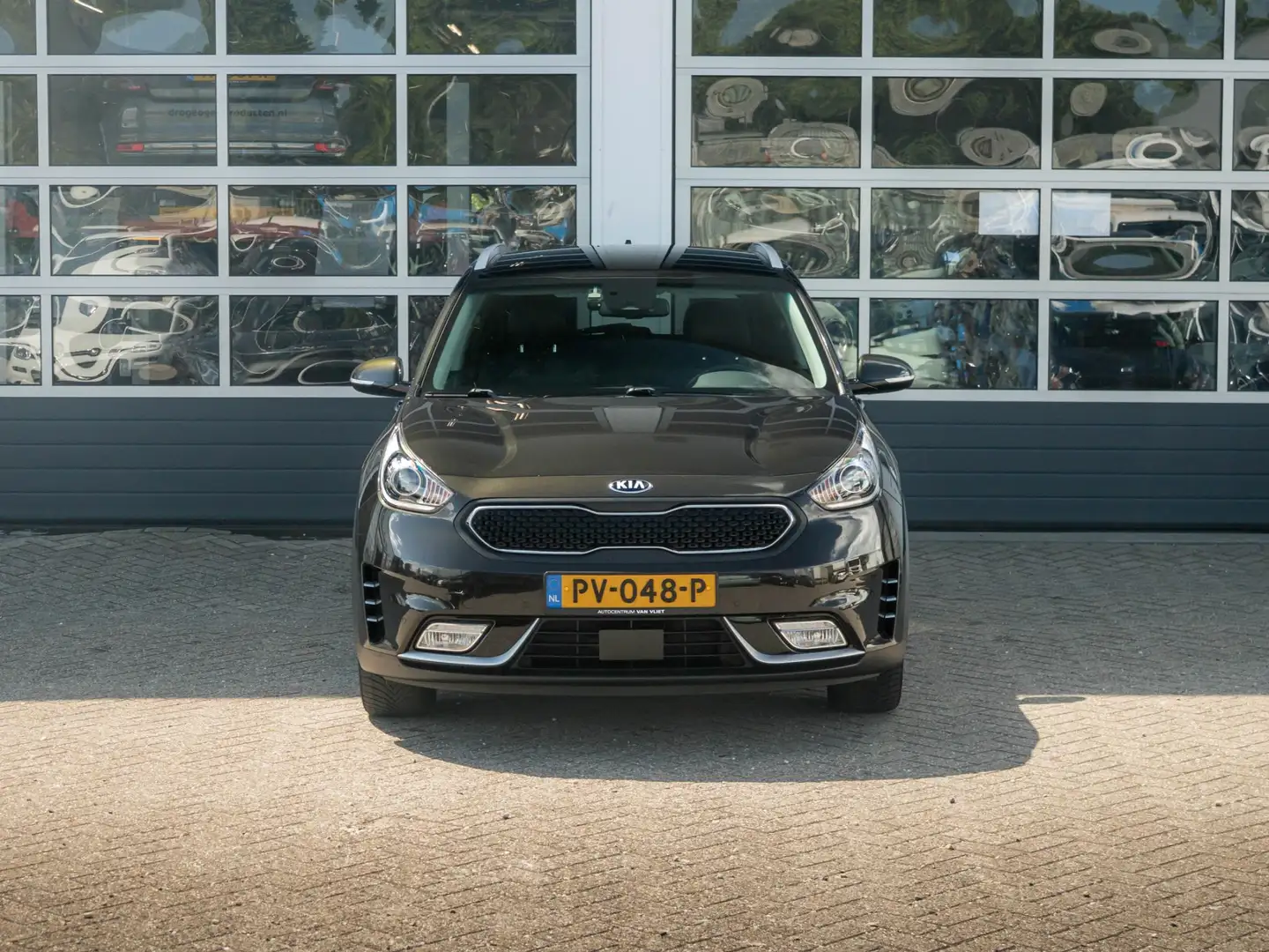 Kia Niro 1.6 GDi Hybrid ExecutiveLine Braun - 2