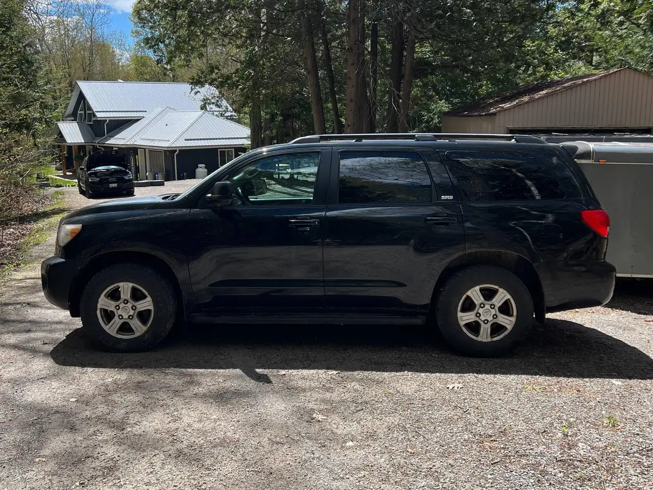 Toyota Sequoia снимка Toyota Sequoia