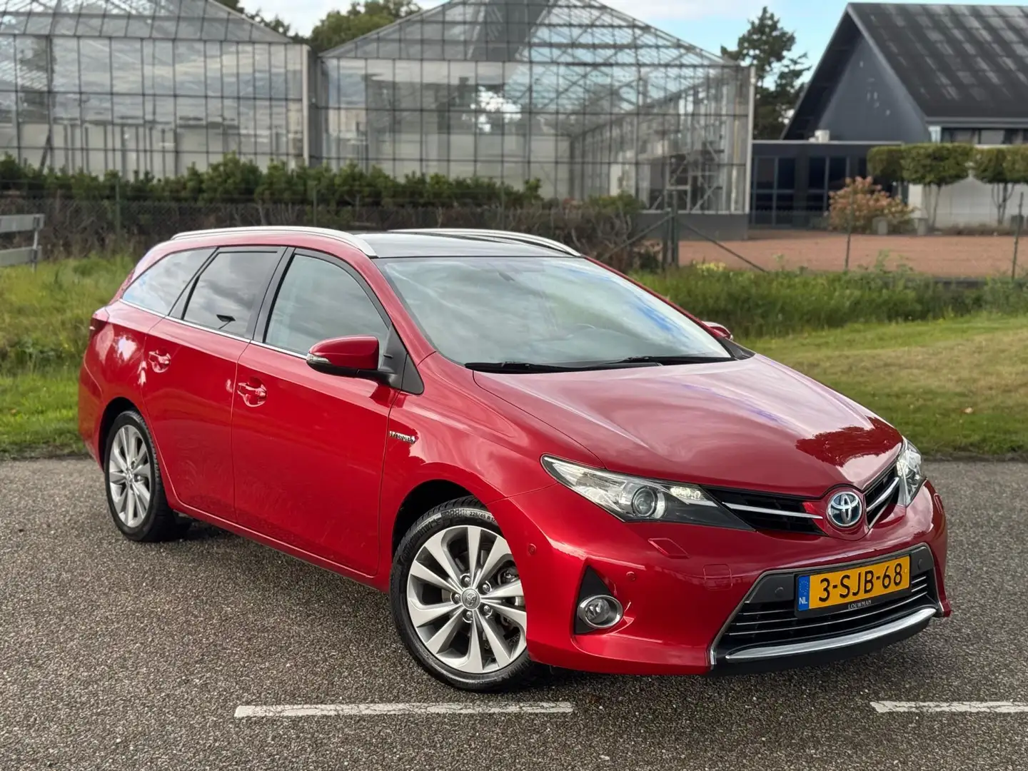 Toyota Auris Touring Sports 1.8 Hybrid Lease Pro Xenon | Navi | Rouge - 2