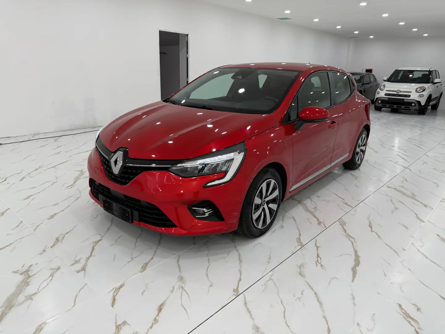 Renault Clio 1.6 E-Tech hybrid Initiale Paris 140cv auto Rouge - 2