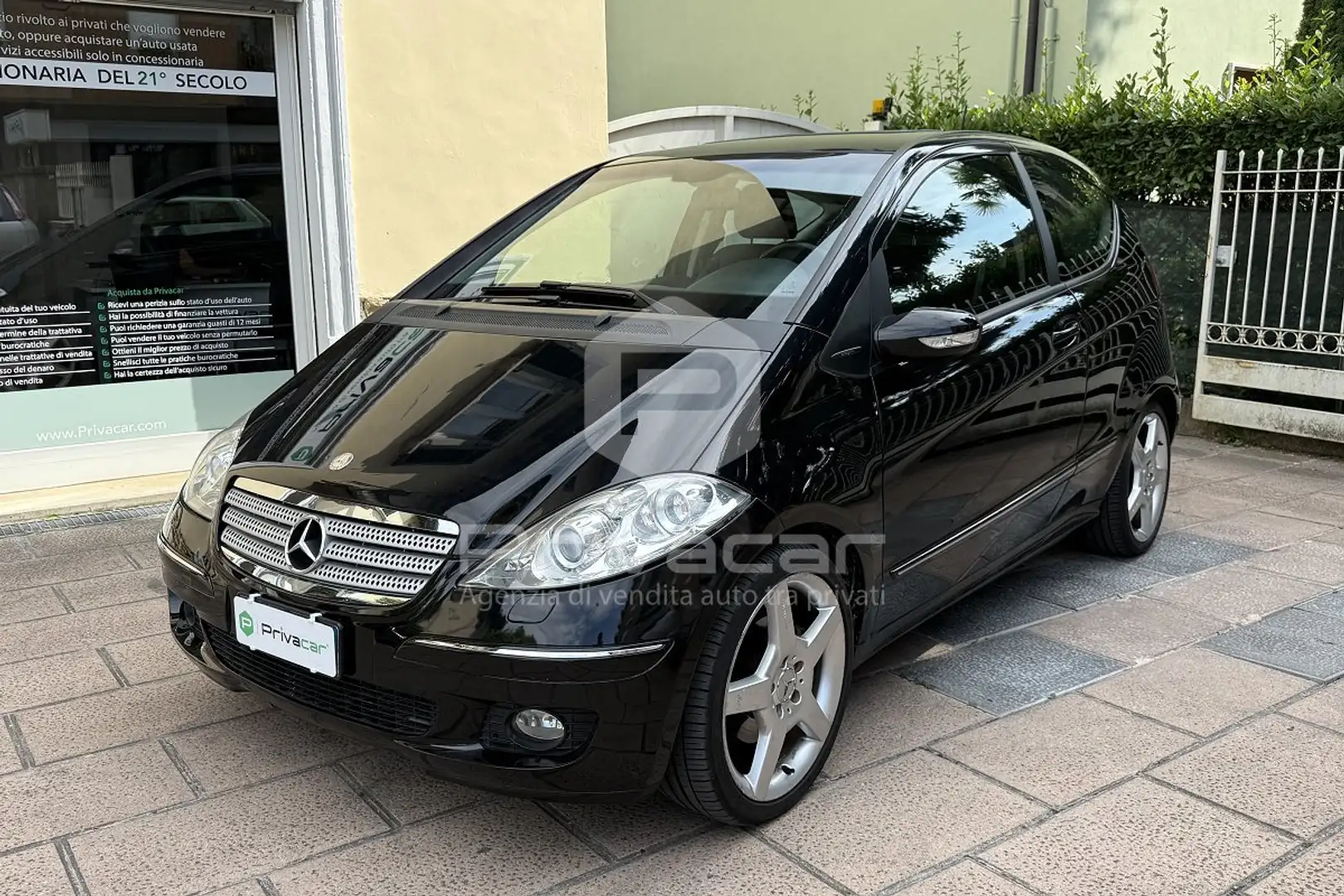 Mercedes-Benz A 200 A 200 Turbo Coupé Avantgarde Nero - 1